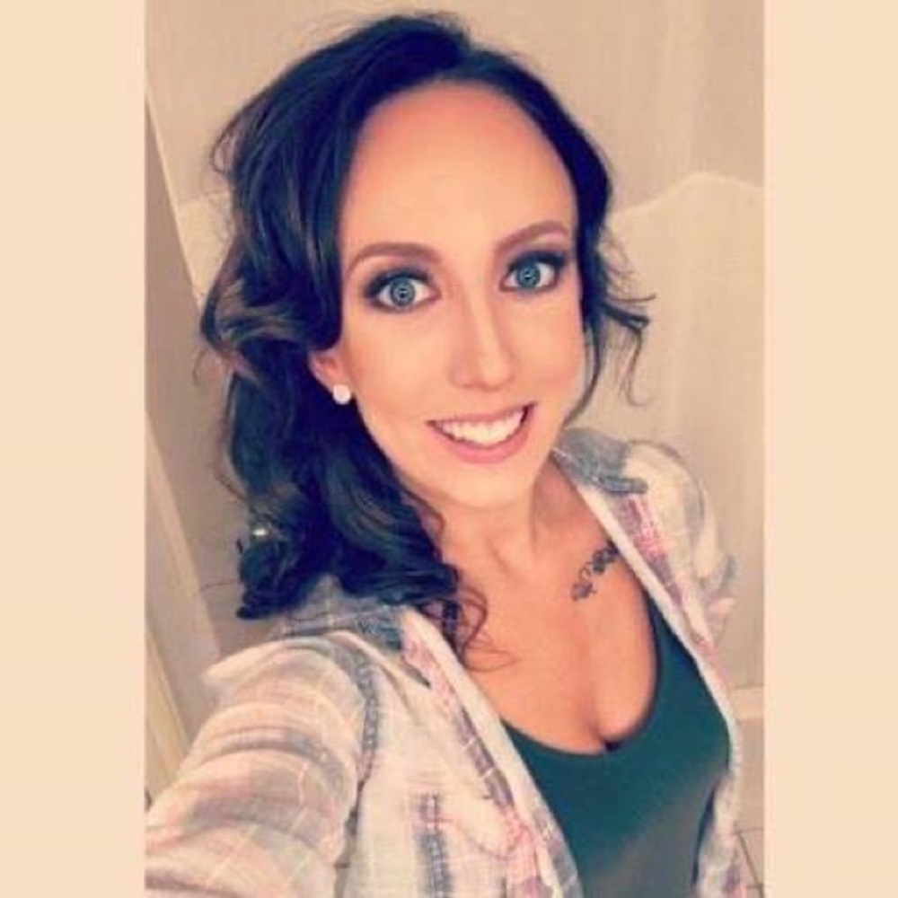 Meet your Posher, Christina